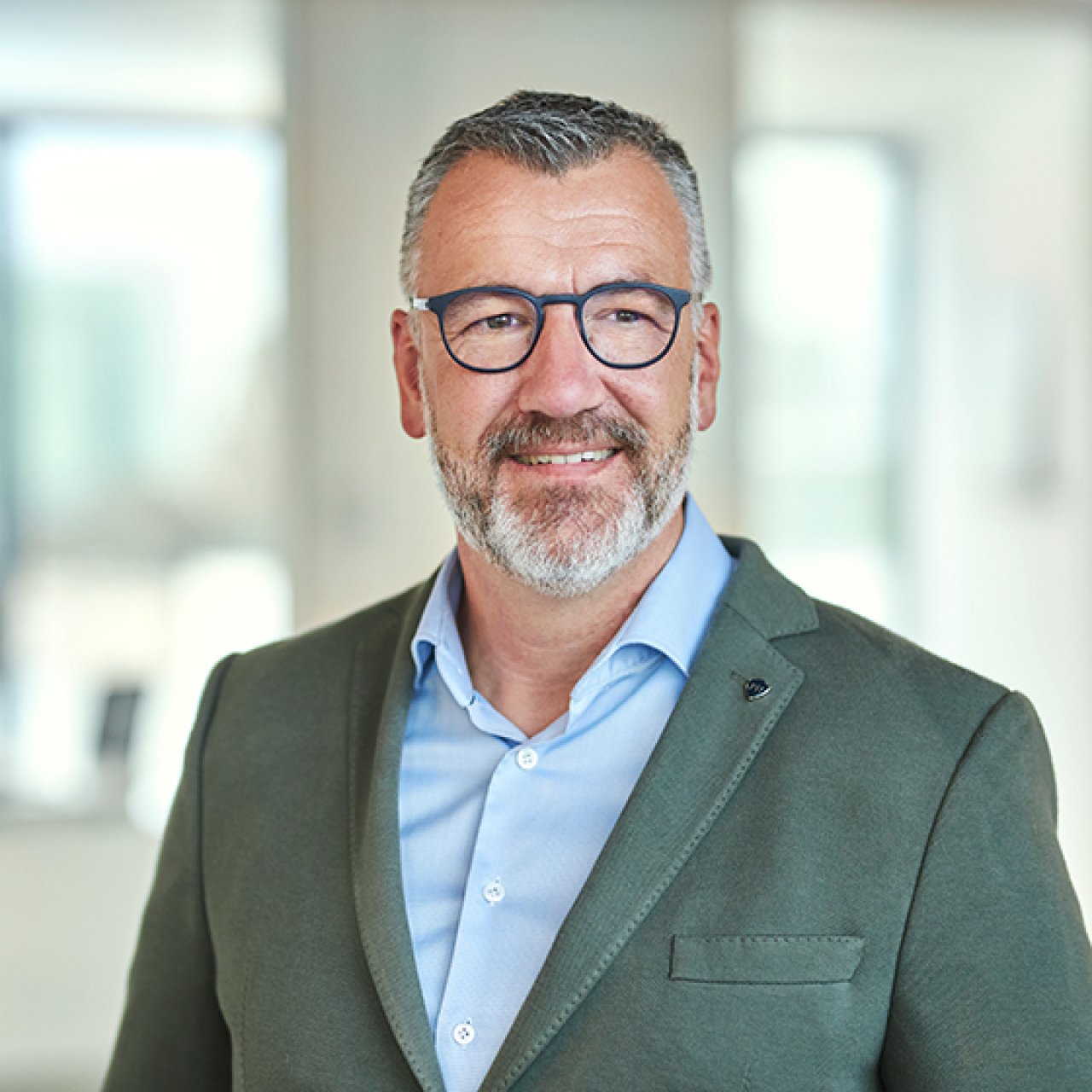 Portrait von Knauber Mitarbeiter Nico RIcharz.