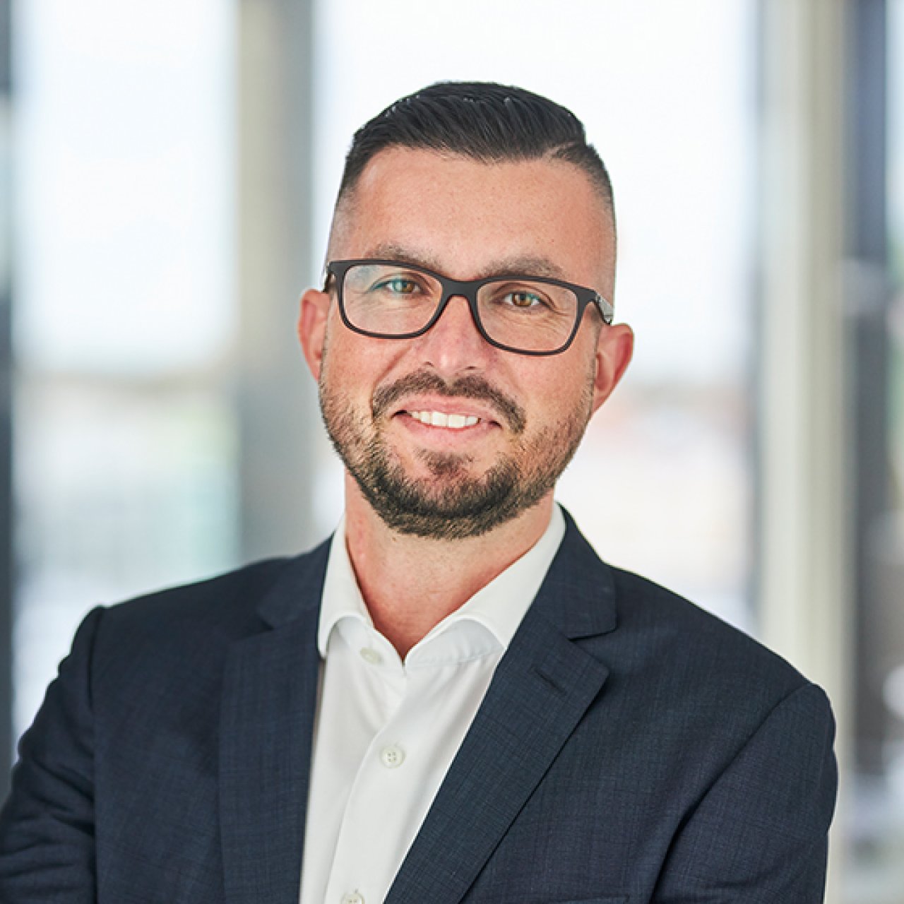 Portrait von Knauber Mitarbeiter Patrick Sprich.